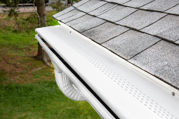 Seamless gutter system